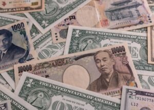 Mata Uang Asia Bergerak Tipis Kamis (14/5), Won dan Peso Tertekan Dolar AS