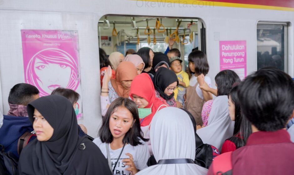 Arus Penumpang KA pada Libur Panjang Meningkat - OkeWarta.com